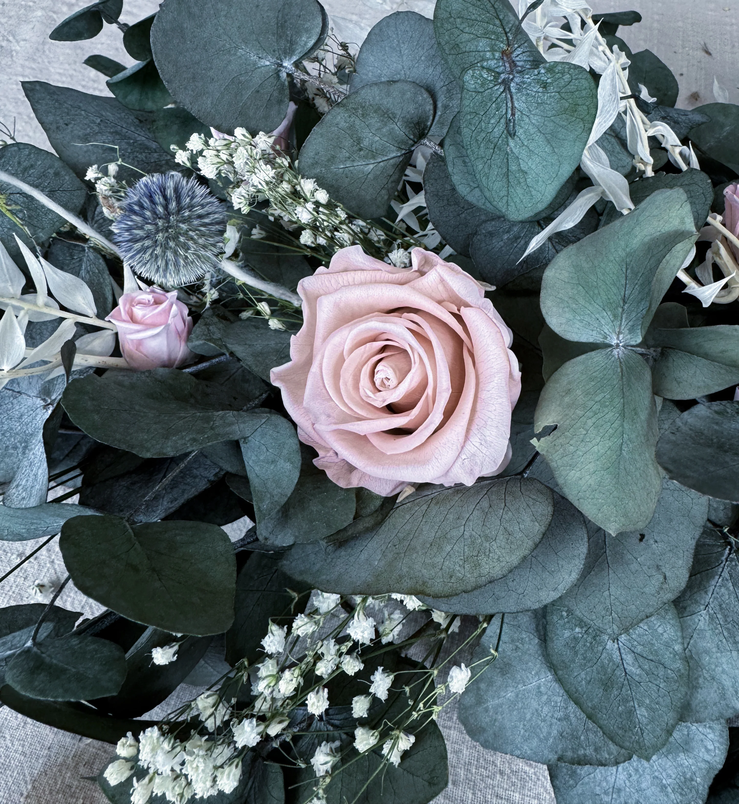 Elodie dried flower wedding garland - Image 3