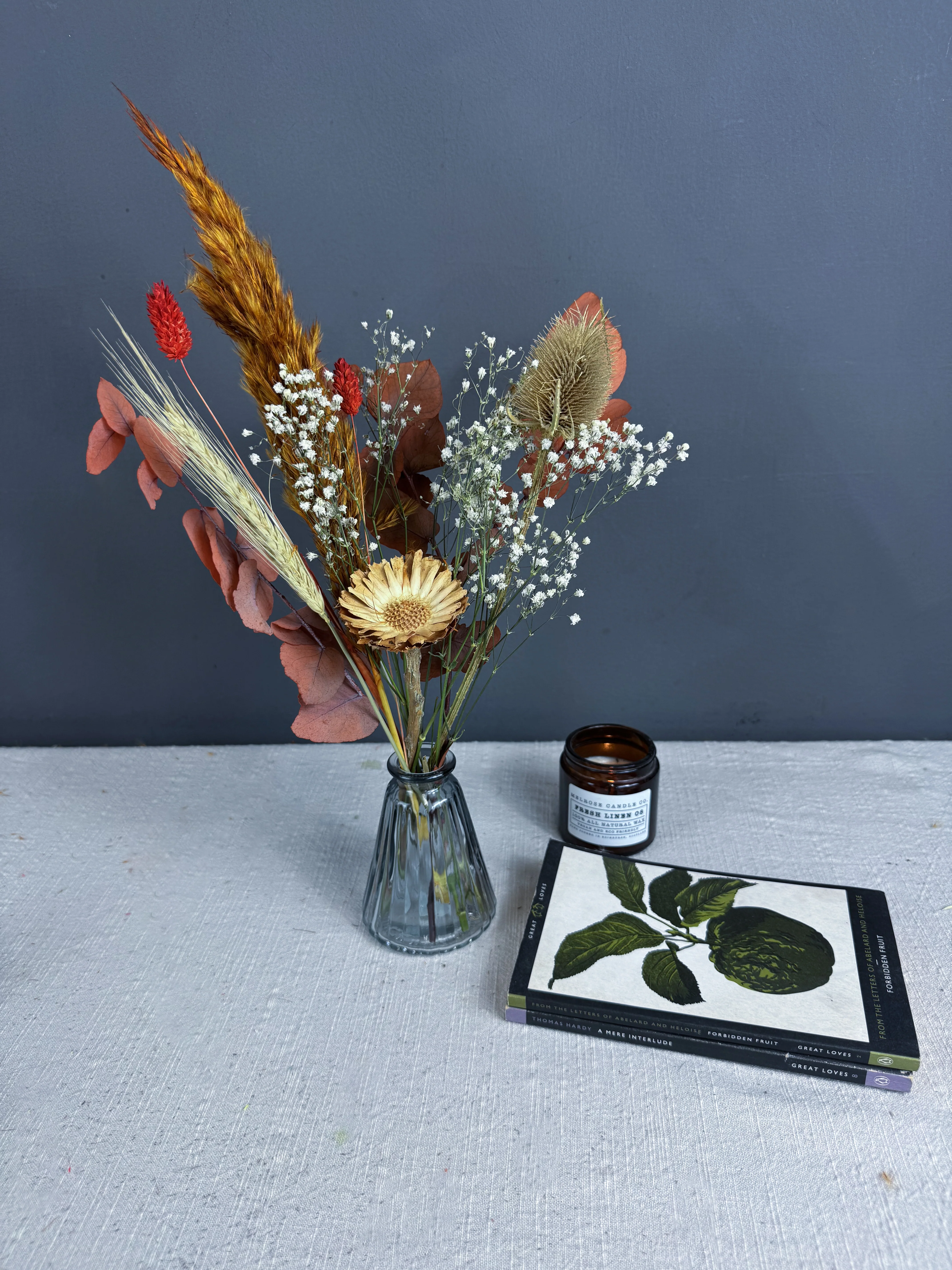 Marlo mini dried flower bouquet - Image 2