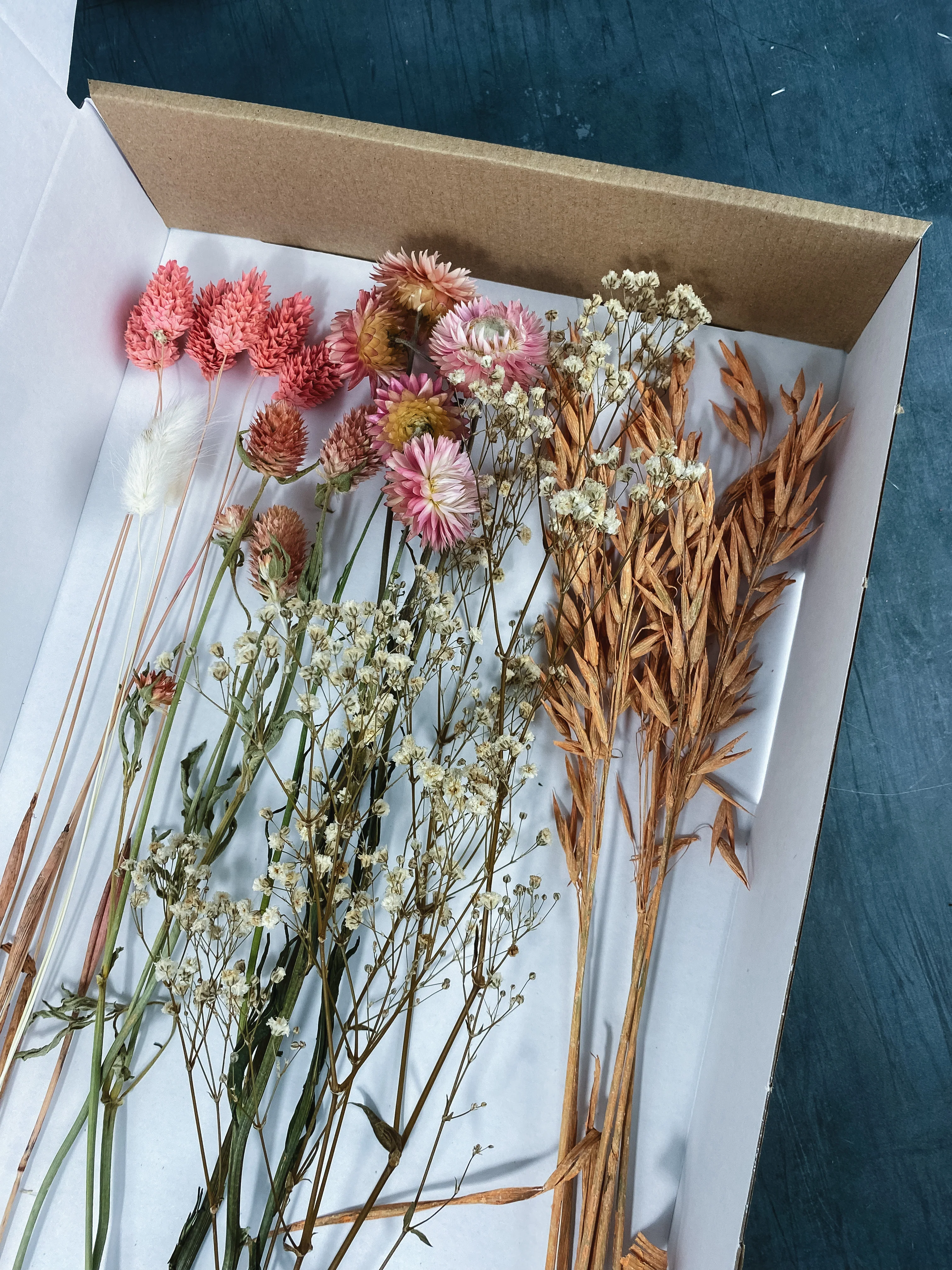 Mila letterbox DIY dried flowers - Image 4