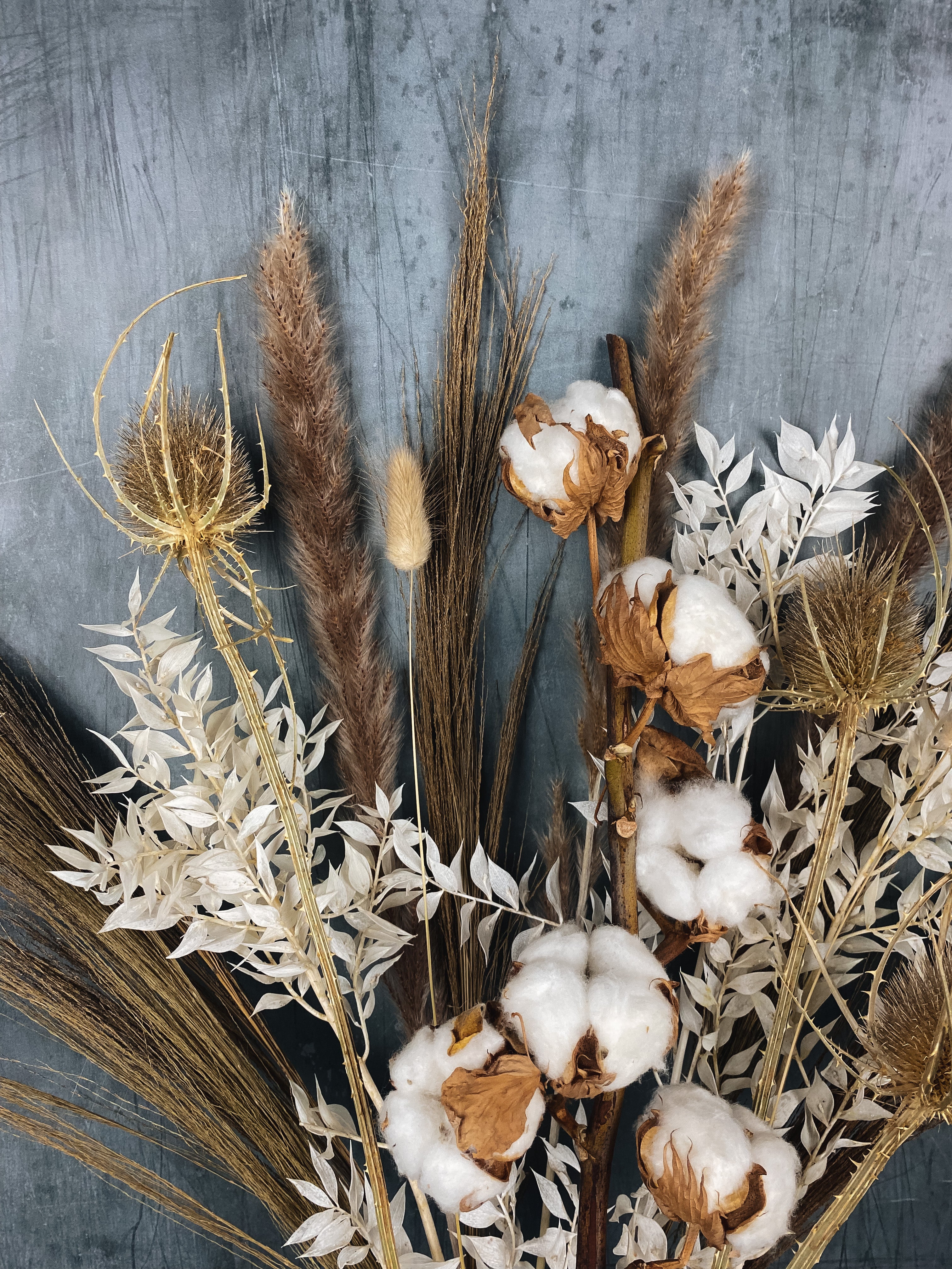 Nia Dried Flower Arrangement - Image 3