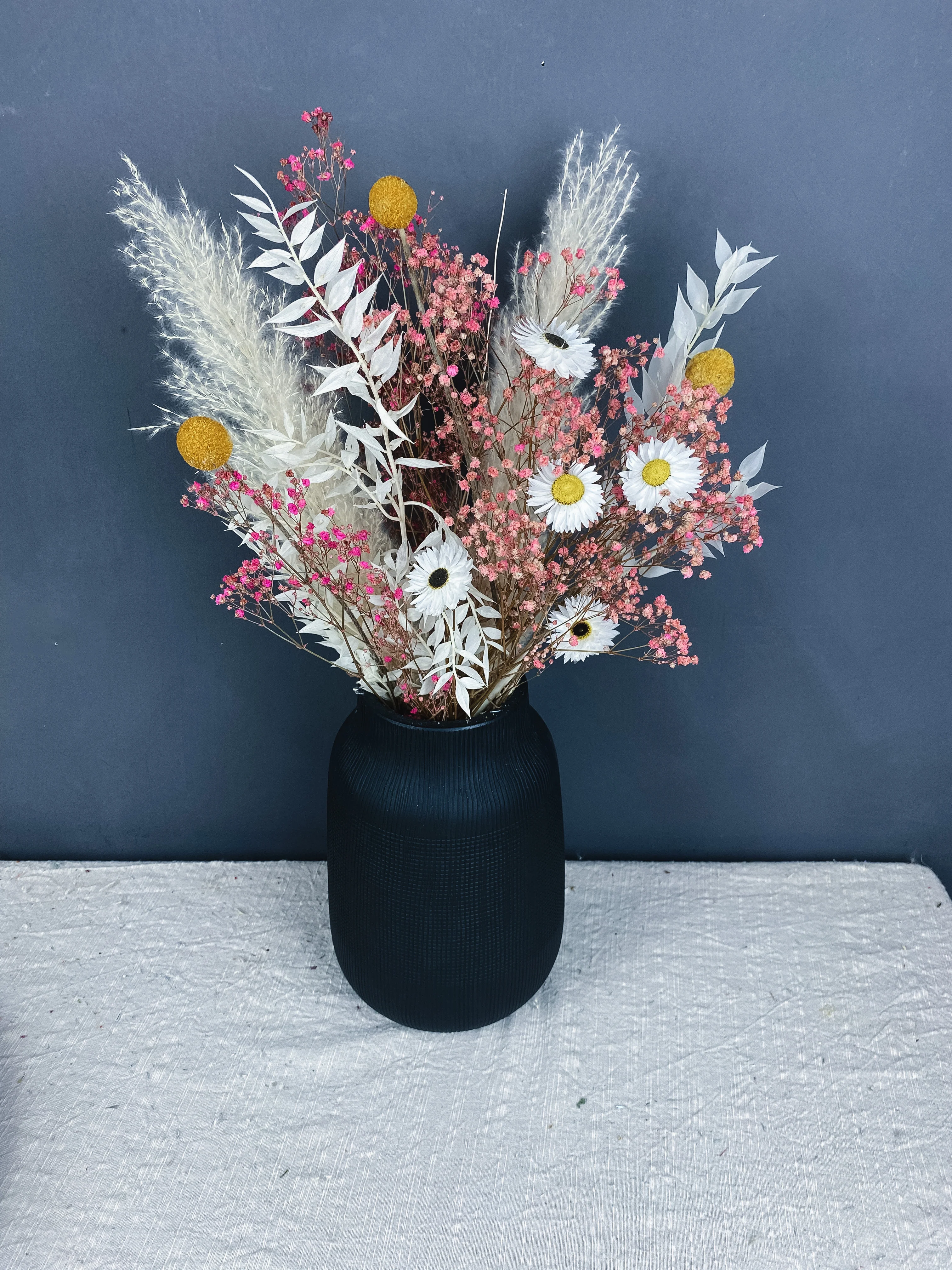 Nyla dried flower bouquet - Image 2