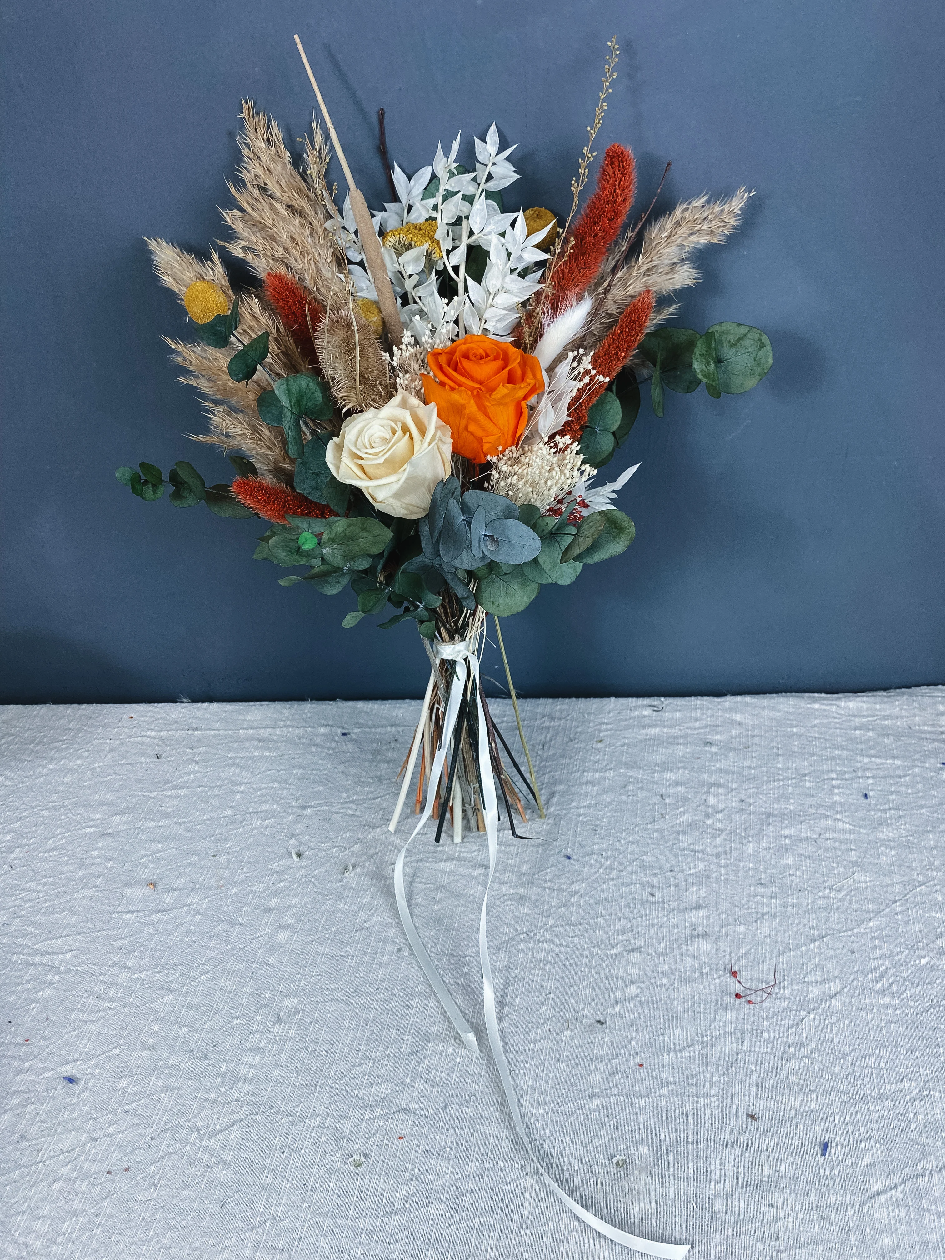 Mia dried flower bouquet - Image 2